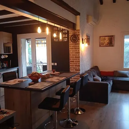 Holiday home Vacances A St Raphael Saint-Raphael (Var)